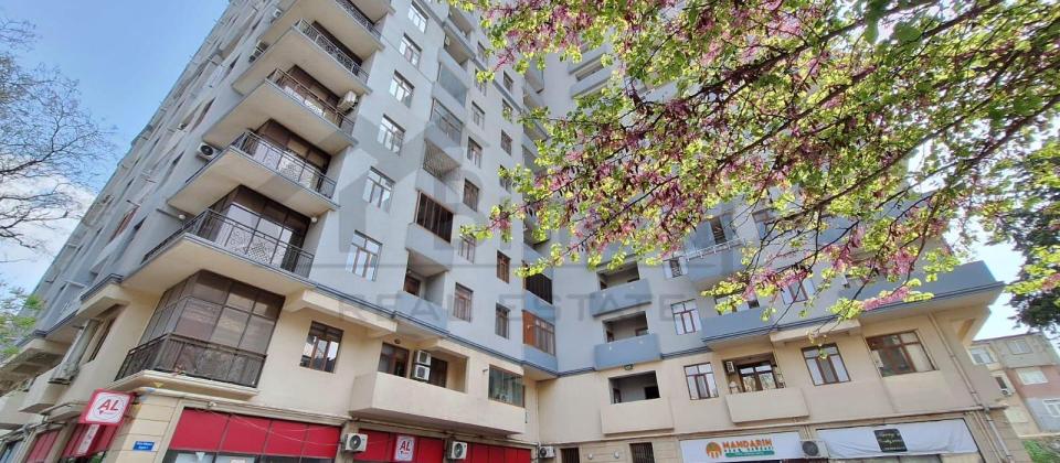 Satılır 2 otaqlı yeni tikili 64 m², İnşaatçılar m.