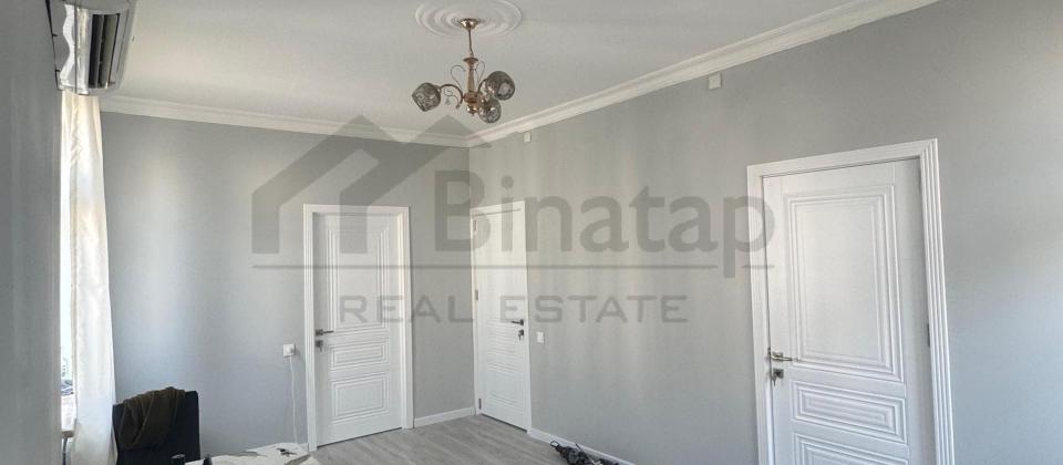 Satılır 2 otaqlı köhnə tikili 45 m², Memar Əcəmi m.