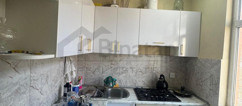 Satılır 2 otaqlı köhnə tikili 45 m², Memar Əcəmi m. - 8