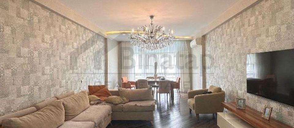 4 otaqlı mənzil satılır/186 kv.m., Gənclik Mall və Gənclik m/s yaxındır