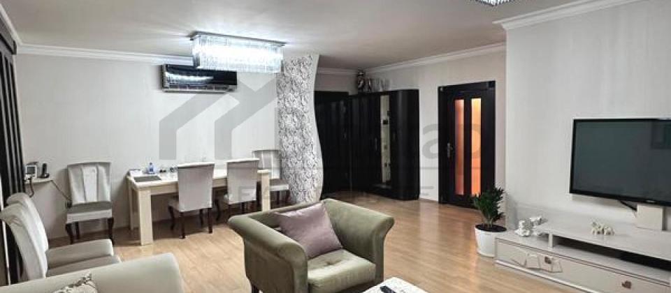 3 otaqlı mənzil satılır/115 kv.m., Azadlıq prospekti, Neftçi bazanın yanında yerləşir