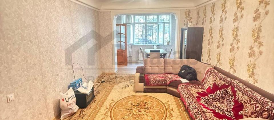 Kirayə verilir 3 otaqlı köhnə tikili 75 m², Elmlər Akademiyası m.