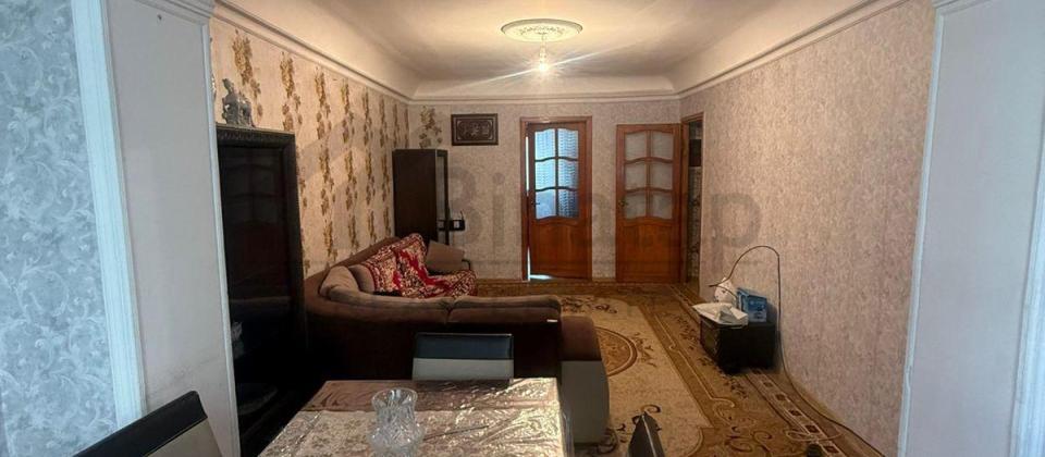 Kirayə verilir 3 otaqlı köhnə tikili 75 m², Elmlər Akademiyası m. - 2