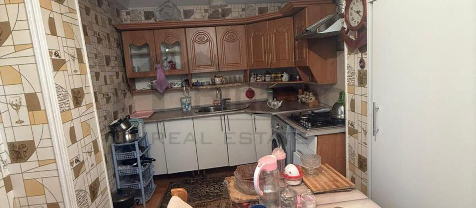 Kirayə verilir 3 otaqlı köhnə tikili 75 m², Elmlər Akademiyası m. - 5