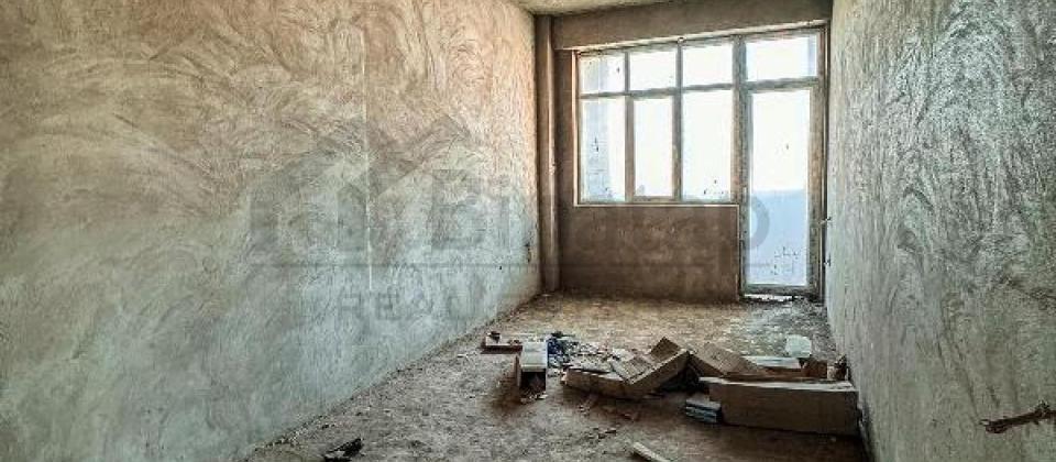 4 otaqlı mənzil satılır/214 kv.m., Hüseyn Cavid prospekti, Elmlər Akademiyası m/s yaxındır - 5