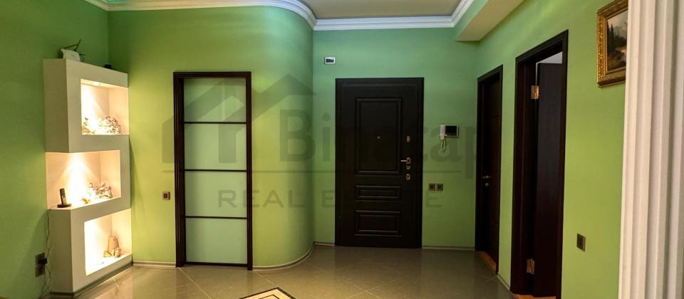 Satılır 3 otaqlı yeni tikili 128 m², 28 May m. - 7