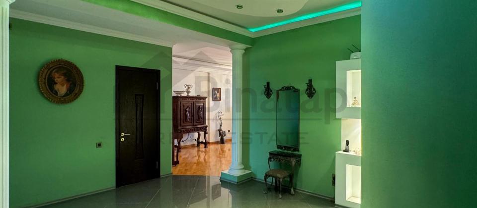 Satılır 3 otaqlı yeni tikili 128 m², 28 May m. - 9