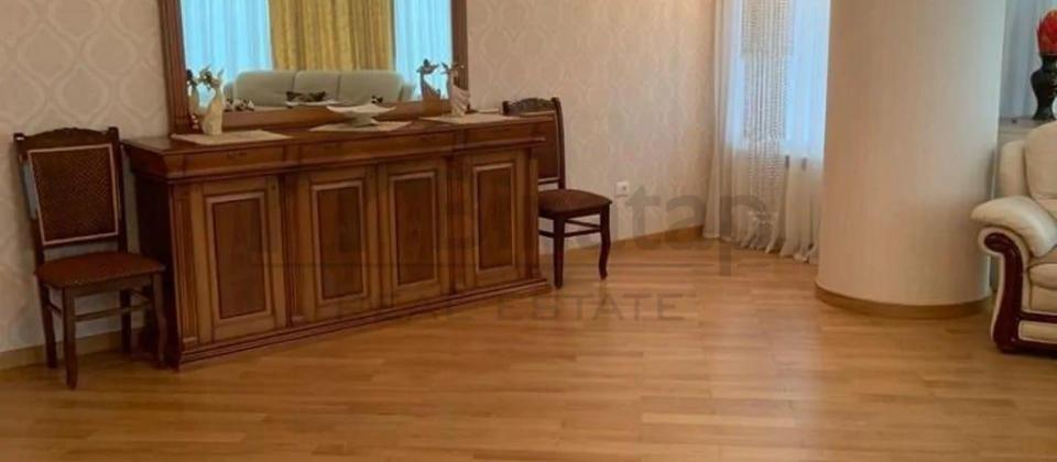 Kirayə verilir 2 otaqlı yeni tikili 110 m², 28 may m. - 10