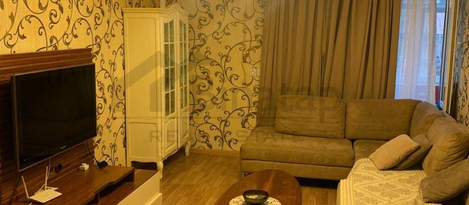 Satılır 2 otaqlı kğhnə tikili, 65 m², 28 may m. - 2