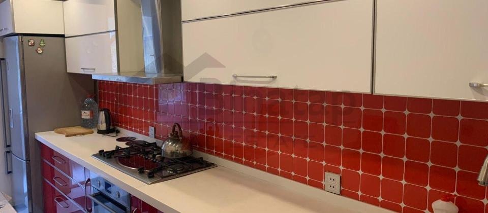 Satılır 2 otaqlı kğhnə tikili, 65 m², 28 may m. - 8