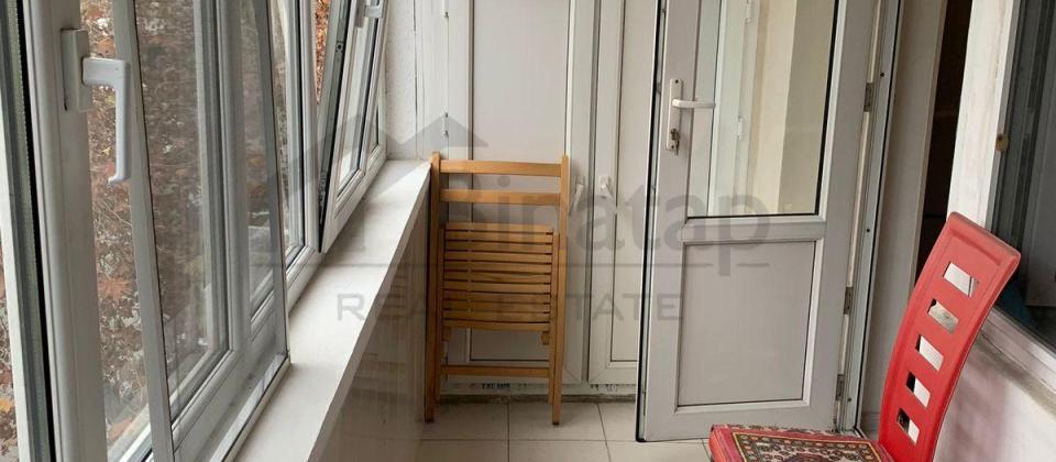 Satılır 2 otaqlı kğhnə tikili, 65 m², 28 may m. - 12