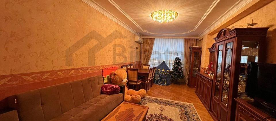 Satılır 3 otaqlı yeni tikili 118 m², 9 mkrn - 2