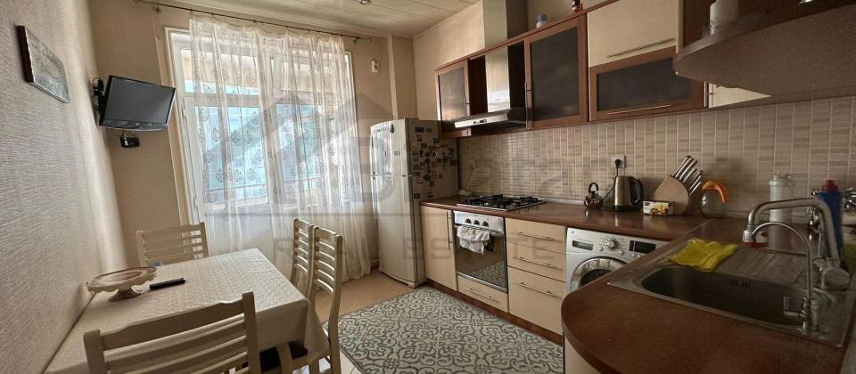 Kirayə verilir 2 otaqlı köhnə tikili 80 m², Xətai m. - 5