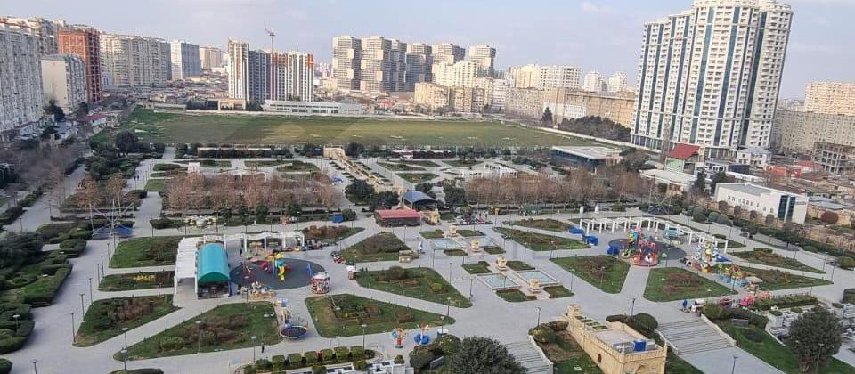 Elmlər Akademiyasında 3 otaqlı satılır