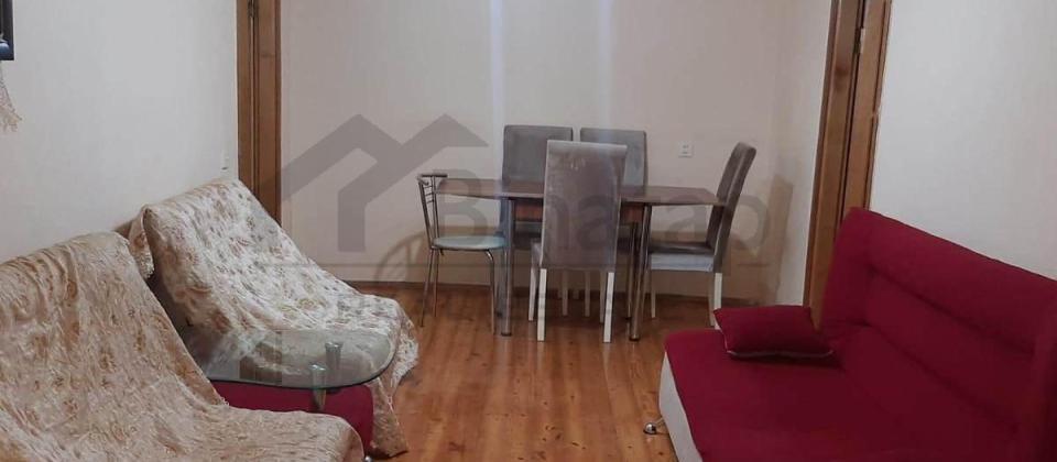 Kirayə verilir 2 otaqlı köhnə tikili, Elmlər Akademiyası m