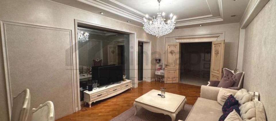 3 otaqlı mənzil satılır/140 kv.m., Hüseyn Cavid prospekti, Elmlər Akademiyası m/s yaxındır - 3