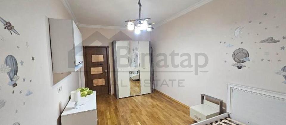 4 otaqlı mənzil satılır/170 kv.m., Yaşıl Ada uşaq bağçasının yanı, 8 Noyabr m/s yaxındır - 5