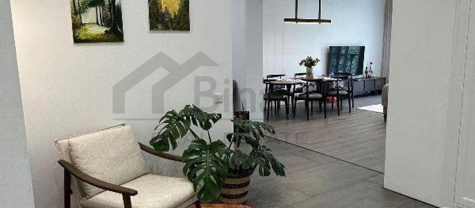 4 otaqlı mənzil satılır/175 kv.m., Sirk, Zabitlər və Qış parklarına yaxındır - 3