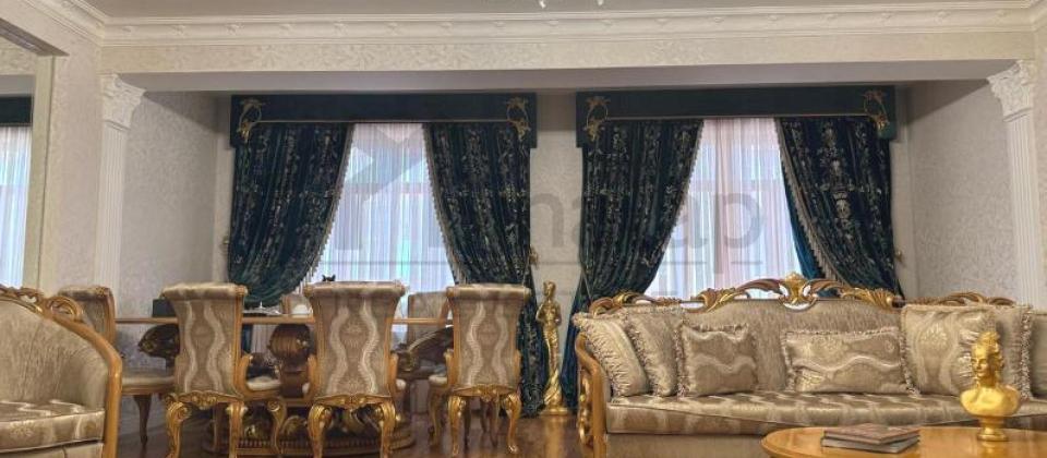 4 otaqlı mənzil satılır/224 kv.m., Səməd Vurğun küçəsi, Zabitlər parkının yanında yerləşir - 2