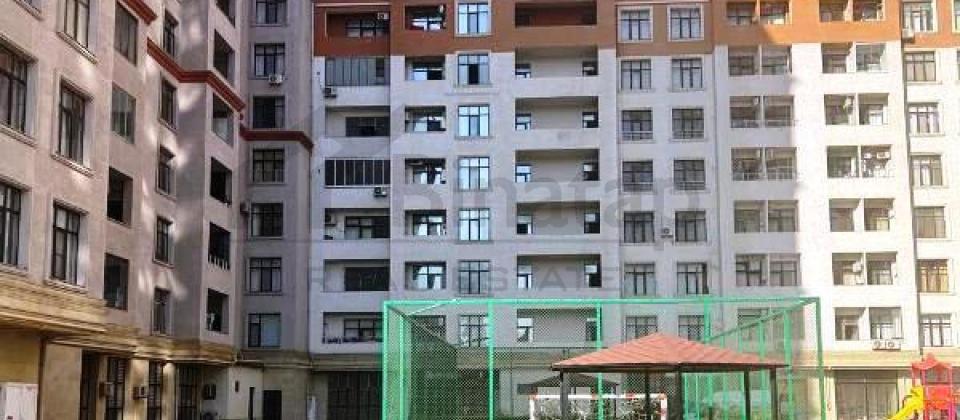 Metropark t/m və Nərimanov m/s yanında 2 otaqlı mənzil satılır/58 kv.m.