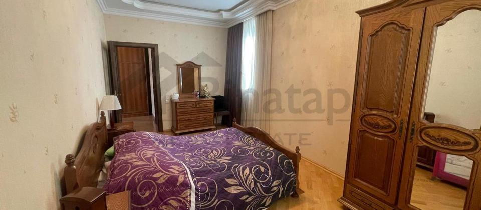 Satılır 3 otaqlı yeni tikili 120 m², İnşaatçılar m. - 6