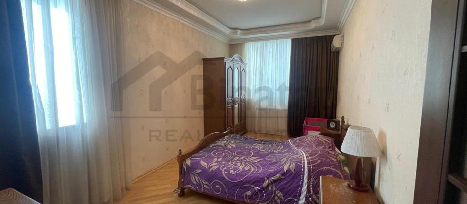 Satılır 3 otaqlı yeni tikili 120 m², İnşaatçılar m. - 8