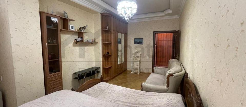 Satılır 3 otaqlı yeni tikili 120 m², İnşaatçılar m. - 9