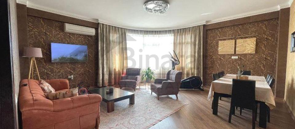 3 otaqlı mənzil satılır/148 kv.m., Zabitlər parkının arxası, Nizami m/s yaxındır