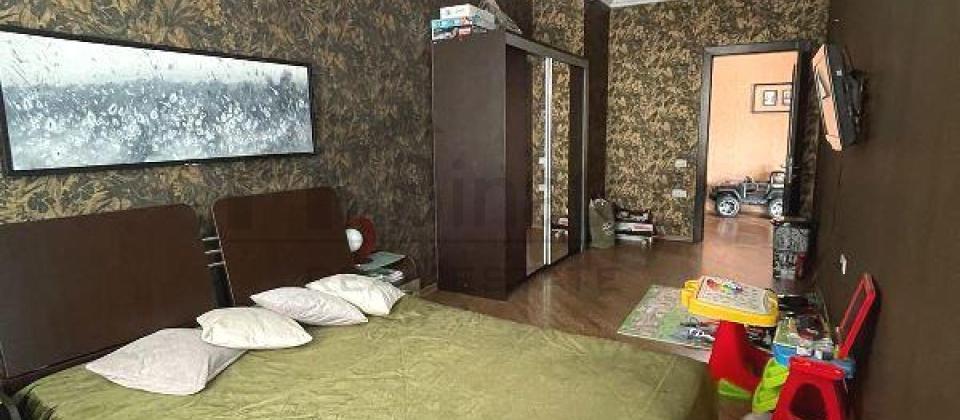 3 otaqlı mənzil satılır/148 kv.m., Zabitlər parkının arxası, Nizami m/s yaxındır - 7