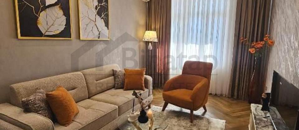 2 otaqlı mənzil satılır/57 kv.m., Təfəkkür Universitetinin yanı, 28 May m/s yaxındır - 2