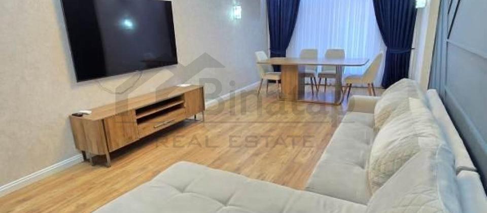 3 otaqlı mənzil satılır/108 kv.m., Təhsil Nazirliyinin yanı, Gənclik m/s yaxındır
