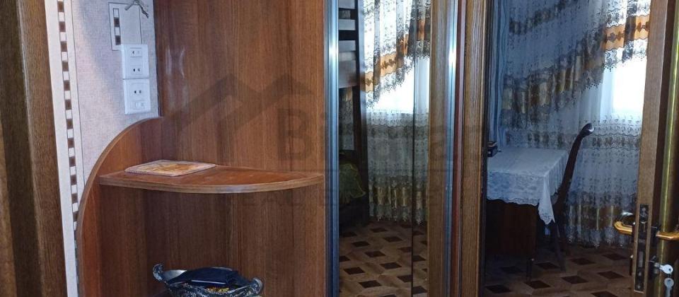 8-ci mikr Azadlıq metrosu 2dəq məsafədə Leninqrad lahiyəli 3otağ - 2