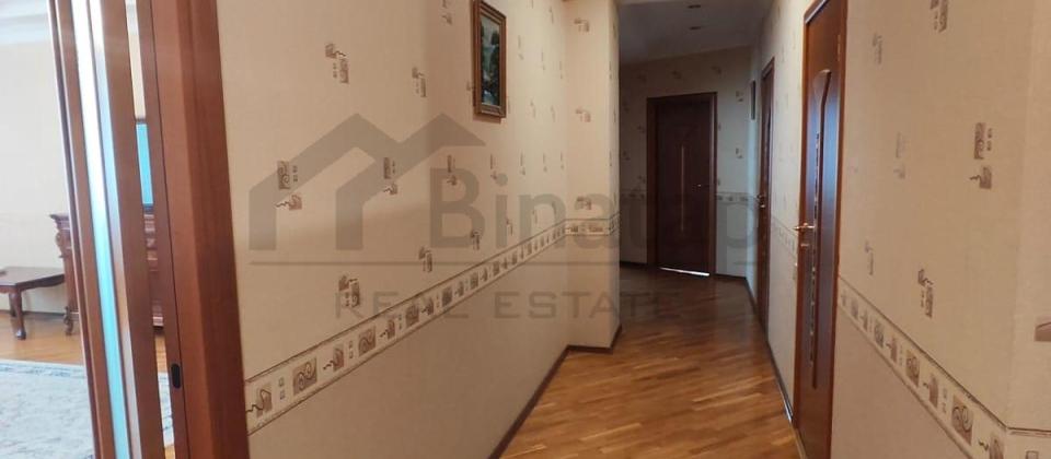 Satılır 3 otaqlı yeni tikili 153 m², 28 May m. - 8