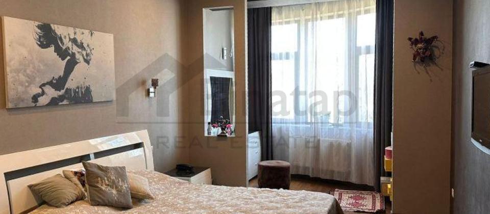 4 otaqlı mənzil satılır/200 kv.m., Koala, Koroğlu və Dədə Qorqud parklarının yanında yerləşir - 6