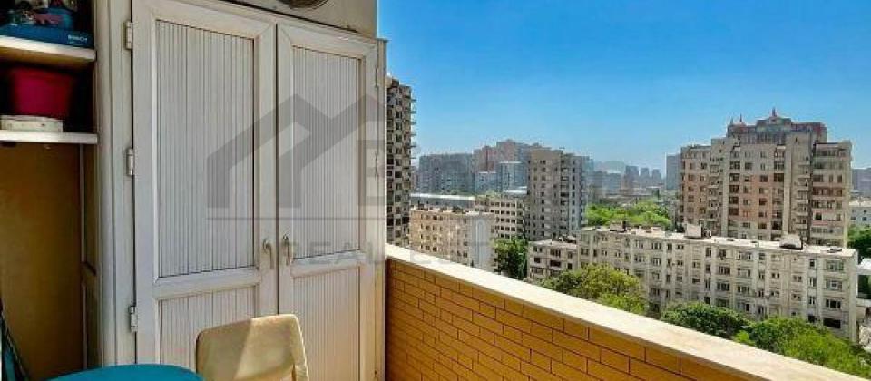 4 otaqlı mənzil satılır/200 kv.m., Koala, Koroğlu və Dədə Qorqud parklarının yanında yerləşir - 15