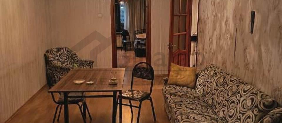 3 otaqlı mənzil satılır/70 kv.m., Musabəyov parkının yanı, İnşaatçılar və E.Akademiyası m/s yaxındır - 5