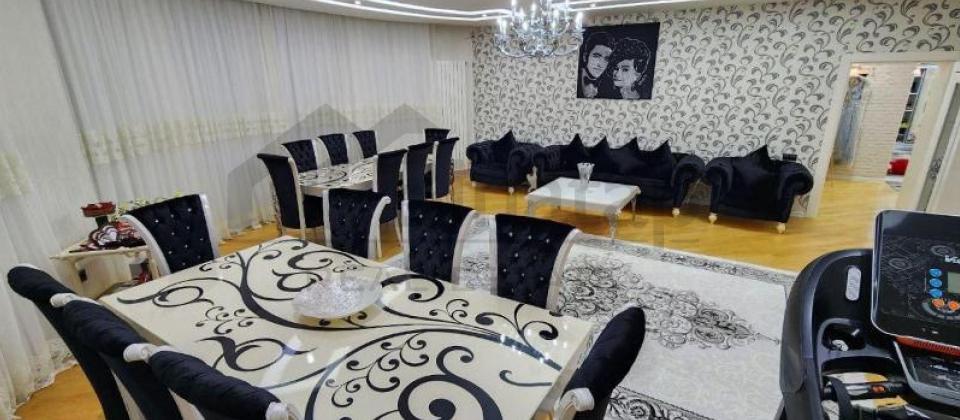 4 otaqlı mənzil satılır/226 kv.m., Sevgi parkı və Xətai m/s yaxındır - 2