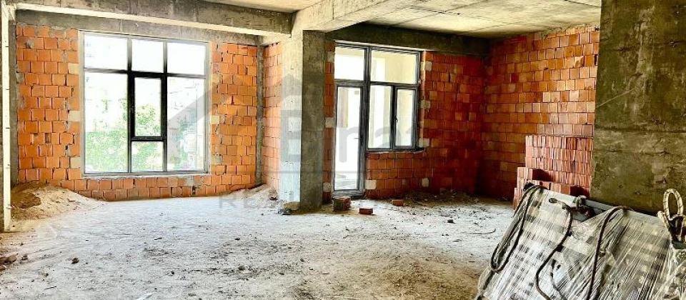 2 otaqlı mənzil satılır/112 kv.m., Təhsil Nazirliyinin yanında yerləşir - 9