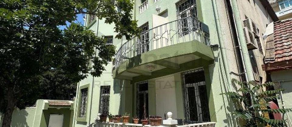 Teymur Əliyev küçəsində Villa satılır/880 kv.m., Gənclik m/s yaxındır