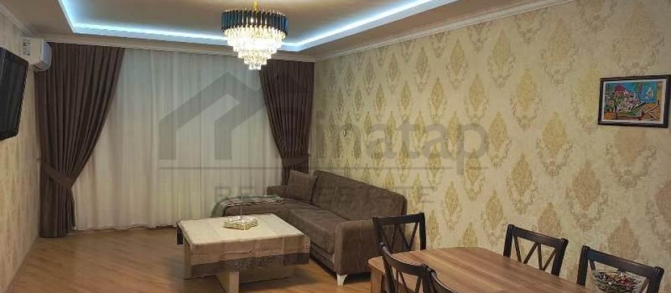 3 otaqlı mənzil satılır/112.4 kv.m., 8 Noyabr m/s yaxındır