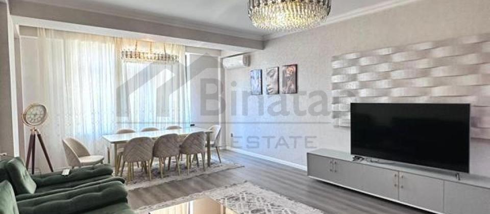 4 otaqlı mənzil satılır/135 kv.m., Çapayev, 28 May m/s, Təfəkkür Universitetinin yanı - 2