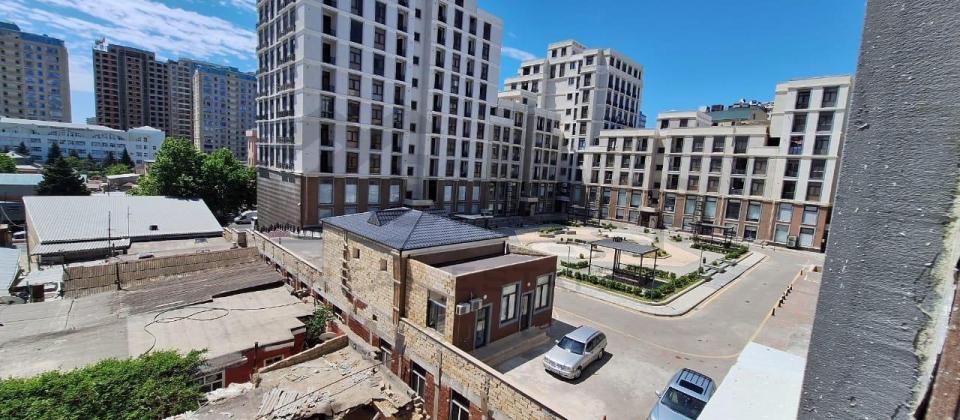 Satılır 4 otaqlı yeni tikili 129 m², Həsən Əliyev küç. - 15