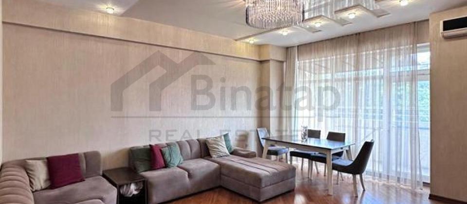 TƏCİLİ..! Tbilisi prospekti, Grand Hayatın yanında 4 otaqlı mənzil satılır/140 kv.m. - 2