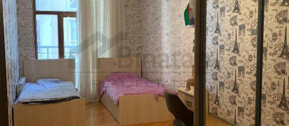 3 otaqlı mənzil satılır/101 kv.m., Xətai m/s yanında yerləşir - 7