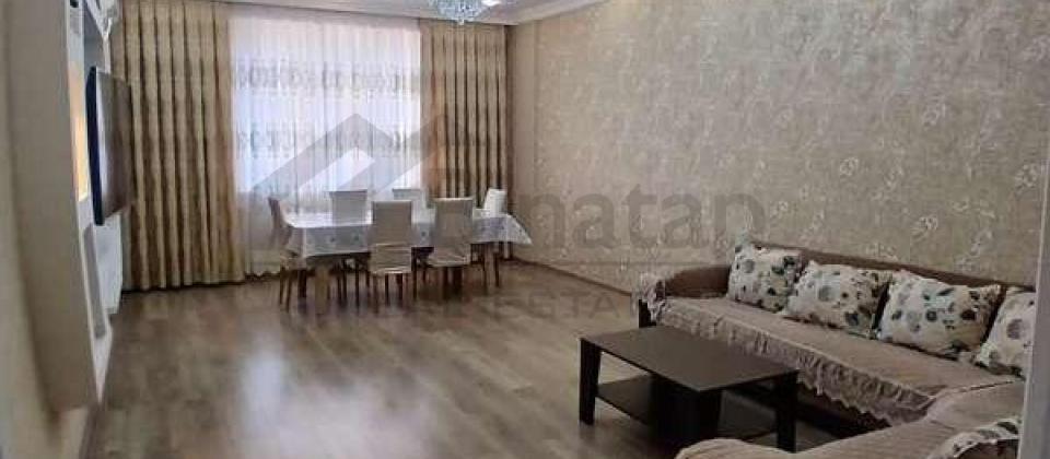3 otaqlı mənzil satılır/134 kv.m., 28 May, Gənclik və Nərimanov m/s yaxındır