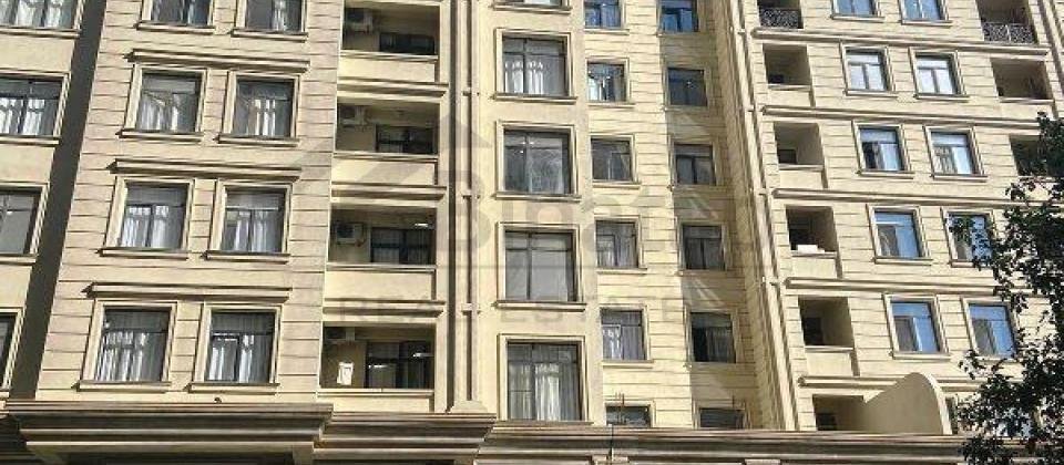 3 otaqlı mənzil satılır/166 kv.m., Şərq bazarının yanı, 28 May m/s yaxındır - 2