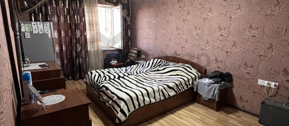 Orta Təmirli Mənzil Satılır - 3