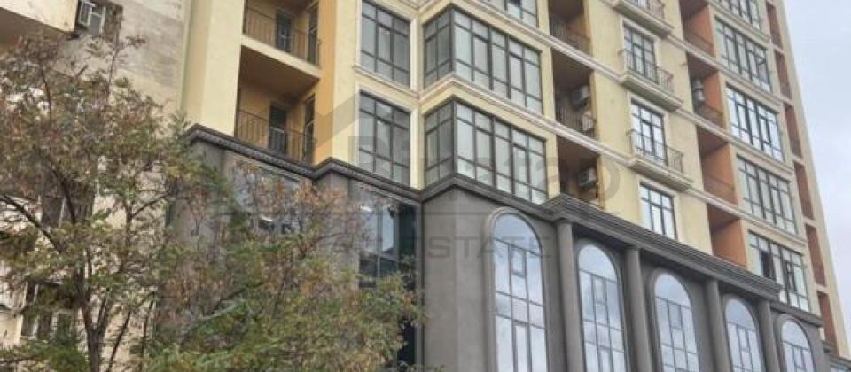 2 otaqlı mənzil satılır/90.7 kv.m., BDU və Elmlər Akademiyası m/s yaxındır - 2