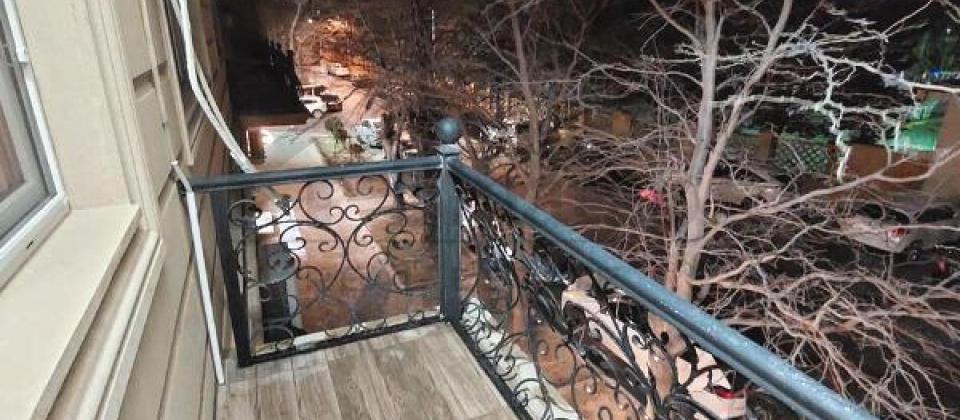 3 otaqlı mənzil satılır/130 kv.m., Statistika Komitəsinin arxasında yerləşir - 12