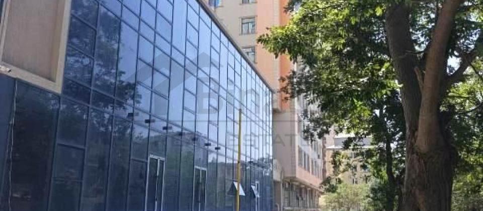2 otaqlı mənzil satılır/73.1 kv.m., Zooparkın yanı, 28 May m/s yaxındır - 2